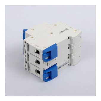  Автоматический выключатель CHINT NB1-63 (179708) 3P 50A 6кА х-ка C 