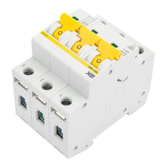  Выключатель автоматический IEK ВА47-60M MVA31-3-020-C 3Р 20А 6кА С 