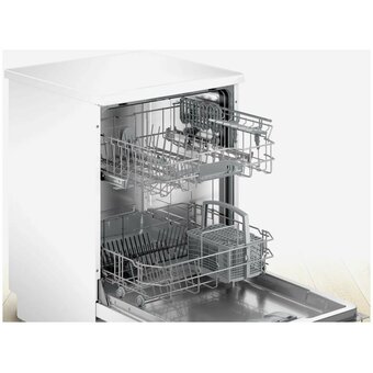  Посудомоечная машина BOSCH SMS23BW01T 