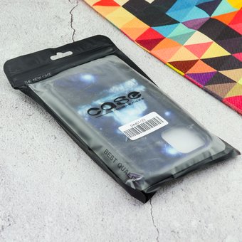  Чехол для iPhone 12 Единорог флуоресентный рисунок чёрный 