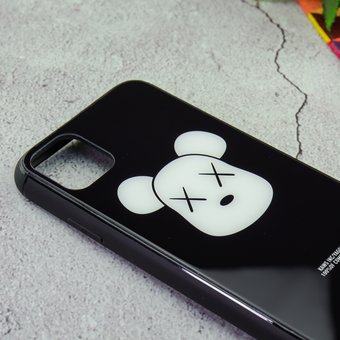  Чехол для iPhone 11 BEARBRICK флуоресентный рисунок чёрный 