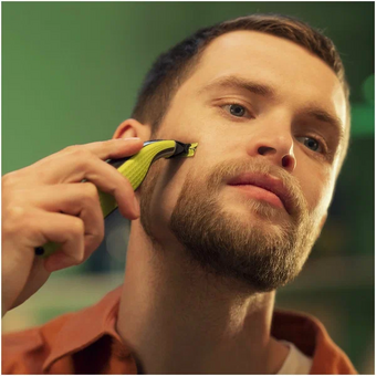  Триммер Philips OneBlade QP2734/20 черный/лайм 