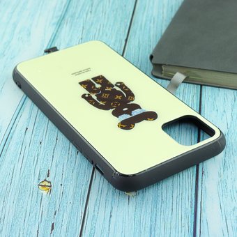  Чехол для iPhone 11 Pro Max LUXURY BEARBRICK LV (188) в очках флуоресцентный рисунок белый 