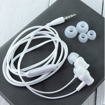  Наушники Borofone BM67 Talent universal earphones with mic, white 