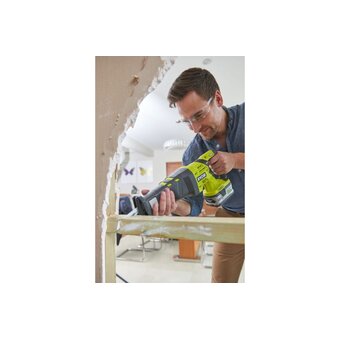  Пила сабельная Ryobi One+ R18RS-0 (5133002637) без АКБ и ЗУ 