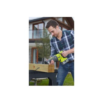  Пила сабельная Ryobi One+ R18RS-0 (5133002637) без АКБ и ЗУ 
