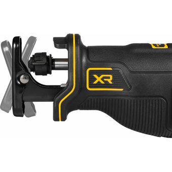 Пила сабельная аккумуляторная DEWALT DCS 382 N XR 18V Li-Ion 