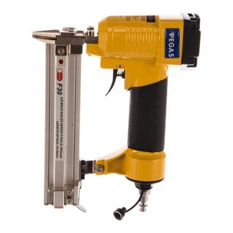  Пневмопистолет гвоздезабивной Pegas pneumatic F30C (1018) 