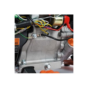  Генератор бензиновый DAEWOO GDA 6500E 
