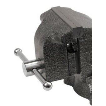 Тиски слесарные YATO YT-6504 