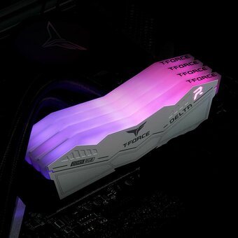  ОЗУ TEAMGROUP T-Force Delta RGB 32GB (FF4D532G7200HC34ADC01) (2x16GB) DDR5 7200MHz CL34 (34-42-42-84) 1.4V / White 