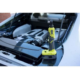  Трещотка аккумуляторная Ryobi One+ R18RW2-0 (5133004833) без АКБ и ЗУ 