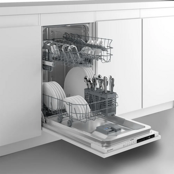  Встраиваемая посудомоечная машина Indesit DIS 1C59 