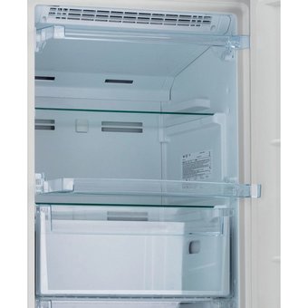  Морозильная камера Hotpoint-Ariston HFZ 6175 W белый 