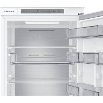  Встраиваемый холодильник Samsung BRB26705FWW 