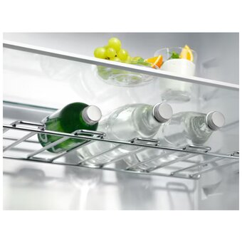  Встраиваемый холодильник Electrolux ENT6ME19S белый 