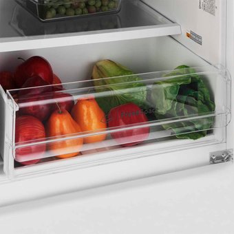  Холодильник Indesit ITS 5200 W белый 