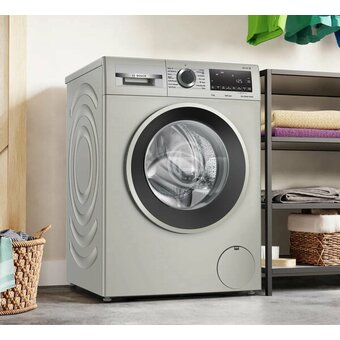  Стиральная машина Bosch Serie 4 WGA2440XME серебристый 
