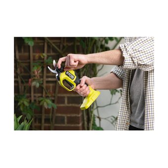  Секатор аккумуляторный Ryobi RY18SCXA-0 (5133005025) 