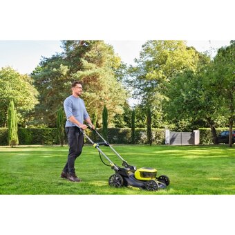  Газонокосилка Ryobi RY18LMX46A-250 (5133005790) аккумуляторная 46см 