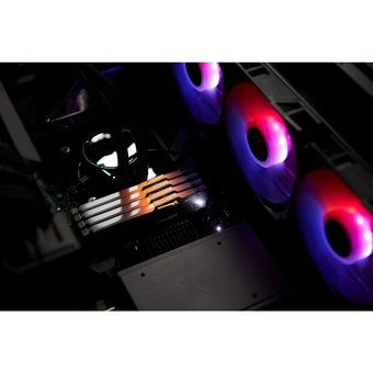  ОЗУ Kingston Fury Beast Expo RGB KF552C36BBEA-16 DDR5 16GB 5200MHz RTL Gaming PC5-41600 CL36 DIMM 288-pin 1.25В kit single rank с радиатором Ret 