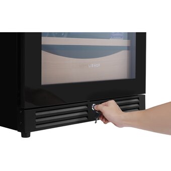  Винный шкаф Libhof SMD-110 slim black 