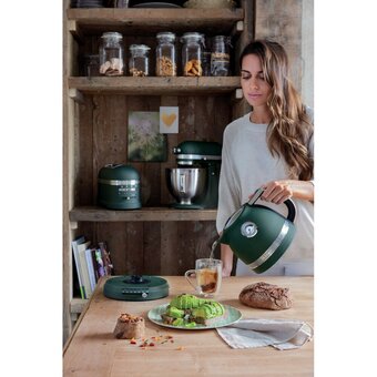  Электрочайник KitchenAid Artisan 5KEK1522EPP (602139) пальмовый 
