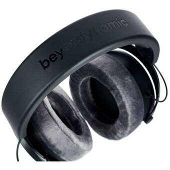  Наушники Beyerdynamic DT 900 Pro X 