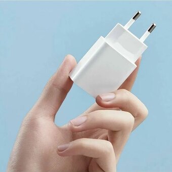  СЗУ Xiaomi Mi A18/A18C Cuktech/ZMI GaN 1xType-C 30Вт QC 3.0 PD3.0 3A, подходит для iPhone15 белый 