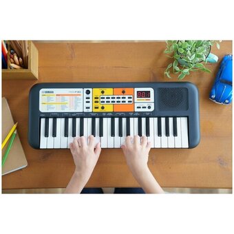  Синтезатор Yamaha PSS-F30 