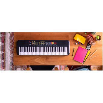  Синтезатор Yamaha PSR-F52 
