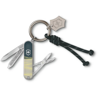  Складной нож Victorinox Classic SD New York Style 0.6223.e223, функций 7, 58мм, зеленый, коробка подарочная 