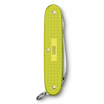 Складной нож Victorinox Pioneer X 0.8231.l23, функций 9, 93мм, желтый, коробка подарочная   Складной нож Victorinox Pioneer X 0.8231.l23, функций 9, 93мм, желтый, коробка подарочная