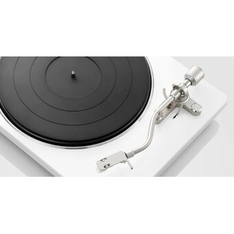  Виниловый проигрыватель Denon DP-400F белый 