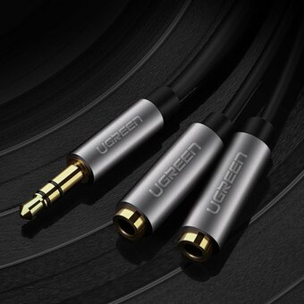  Кабель UGREEN AV123 10532 3.5mm Aux Stereo Audio Splitter Cable with Braid 20cm Black 