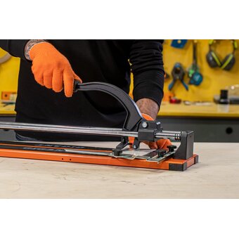  Плиткорез рельсовый Gigant Professional Laser PTC-600L 
