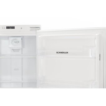  Встраиваемый холодильник SCANDILUX RBI303EZ 