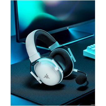  Гарнитура Razer BlackShark V2 Pro White RZ04-04530400-R3M1 