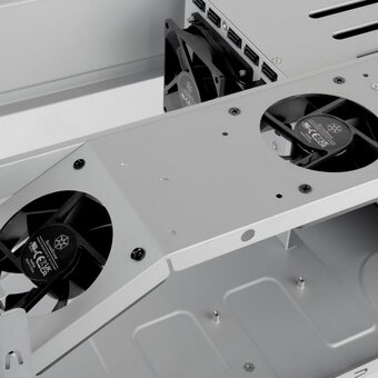  Корпус Silverstone G49CS351B000020 5-bay SAS-12G / SATA-6G hot-swappable high performance NAS chassis 5-bay SAS-12G 