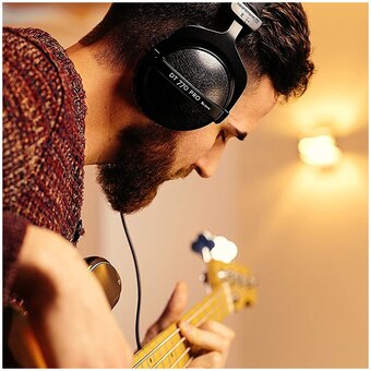  Наушники Beyerdynamic DT 770 Pro 80 OHMS 