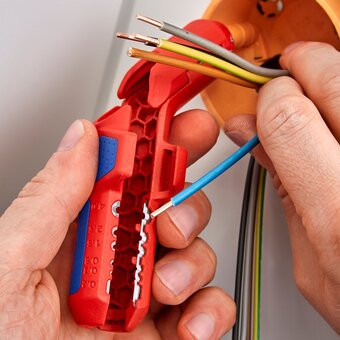  Инструмент для снятия изоляции KNIPEX KN-169502SB 