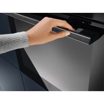  Духовой шкаф электрический ELECTROLUX EOD6P77WZ 