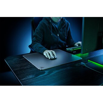  Игровой коврик для мыши Razer Atlas Black RZ02-04890100-R3M1 