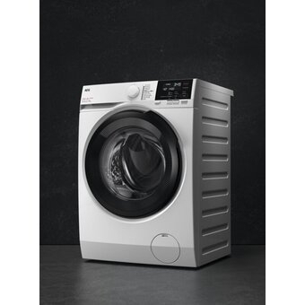  Стирально-сушильная машина AEG LWR71944B 