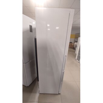  УЦ Холодильник Indesit ITR 5180 W 2-хкамерный белый (устранение утечки фреона, малая царапина на верхней лицевой части) 