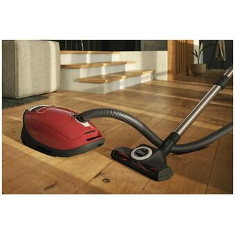  Пылесос MIELE Complete C3 Flex Cat Dog красный манго 