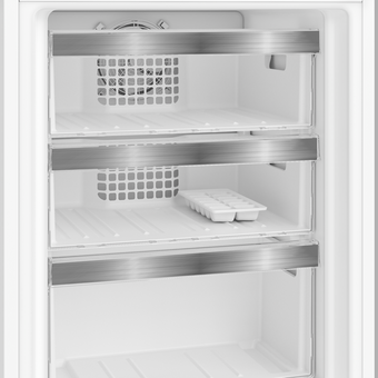  Встраиваемый холодильник HOTPOINT HBH 20 белый 