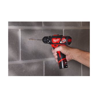  Дрель-шуруповерт Milwaukee M12 BPD-202С (4933441940) 2АКБ+ЗУ уд 