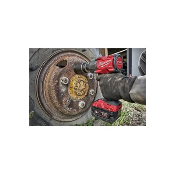  Гайковёрт Milwaukee M18 Fuel FMTIW2P12-502X (4933478453) 2АКБ+ЗУ уд 