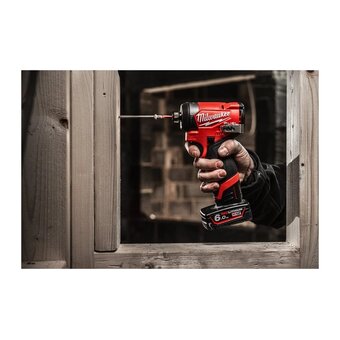  Винтоверт импульсный Milwaukee M12 Fuel FID2-202X (4933479877) 2АКБ+ЗУ 